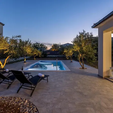 Mamma Mia Villa