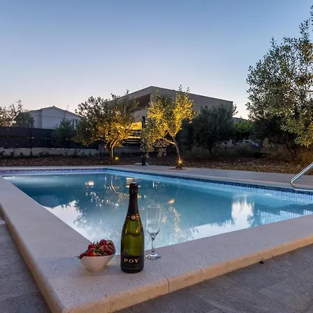 Mamma Mia Villa